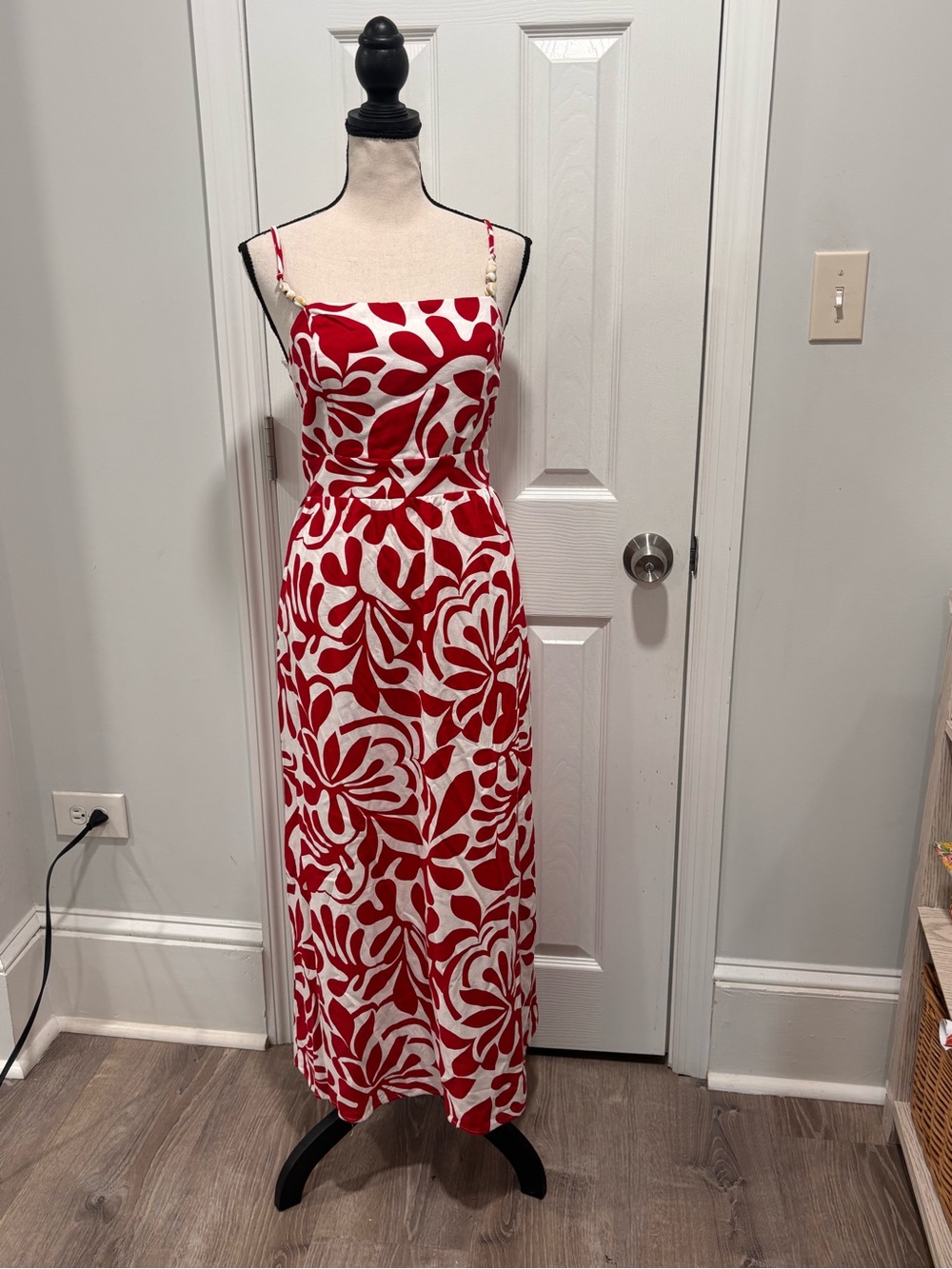 Monteau Red & White Floral Print Maxi Dress - Picture 2 of 9